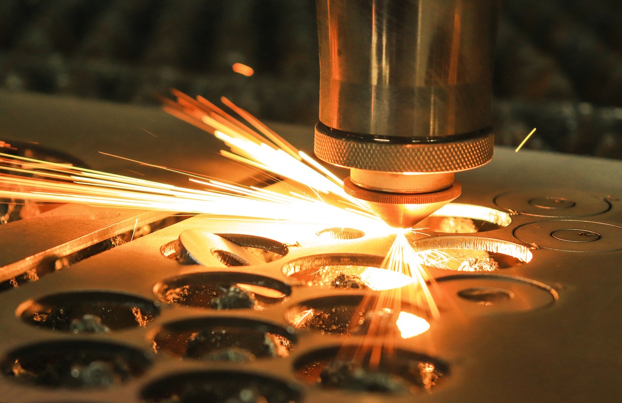 Spesialis Laser Cutting Metal: Solusi Presisi untuk Kebutuhan Industri Modern di Jakarta