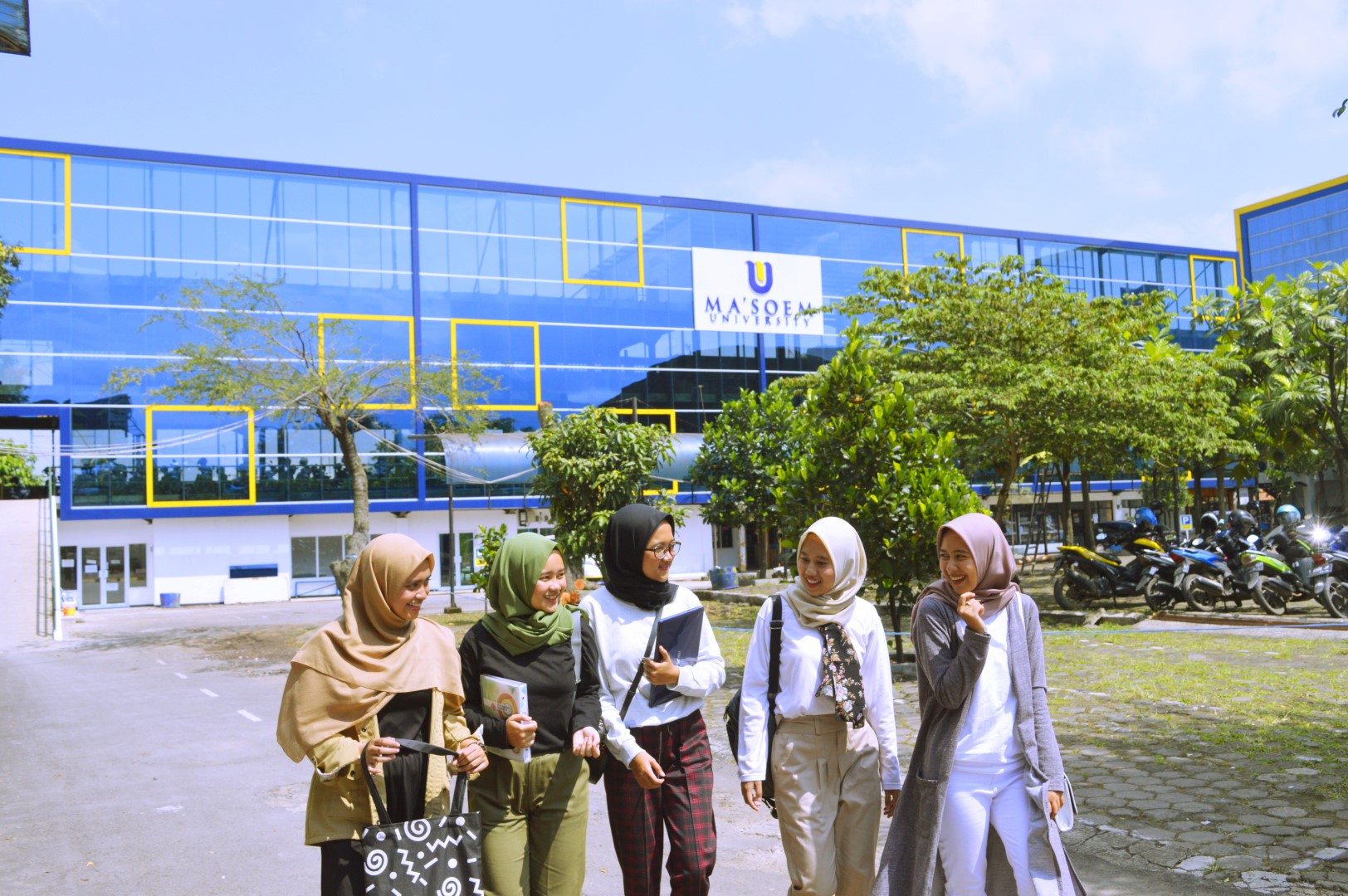 Raih Masa Depan Cerah Bersama Jurusan Perbankan Syariah di Universitas Ma’soem Bandung: Biaya Terjangkau, Peluang Karier Luas
